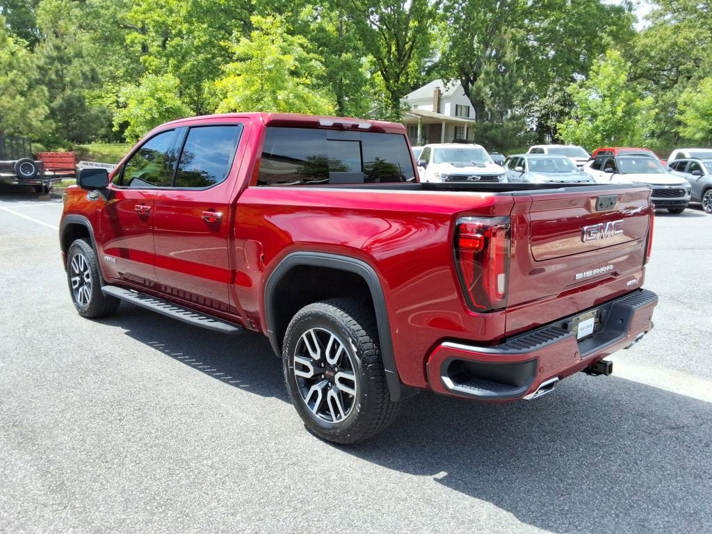 2025 GMC Sierra 1500 AT4