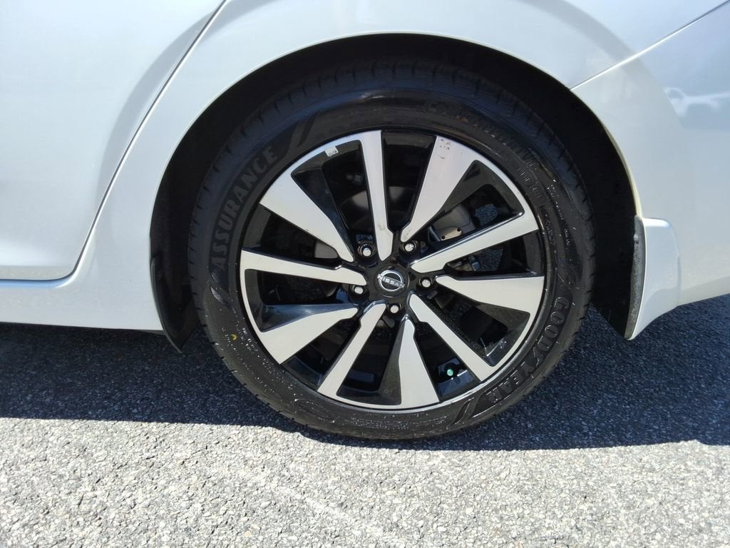 2024 Nissan Sentra SV Xtronic CVT