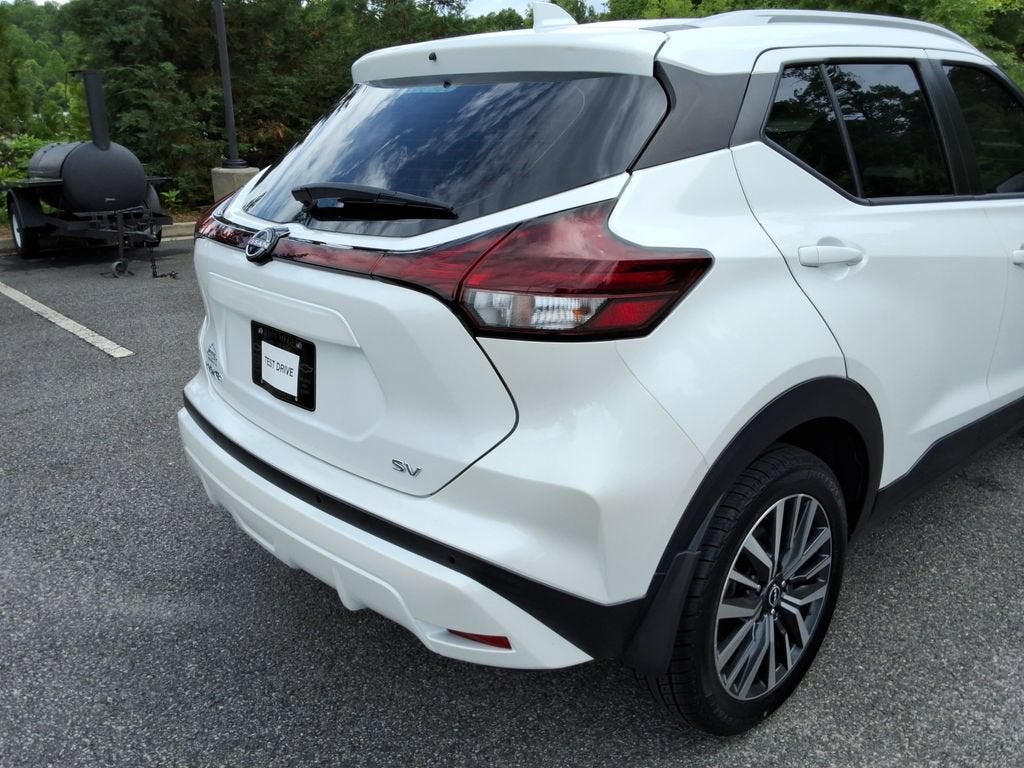 2023 Nissan Kicks SV Xtronic CVT