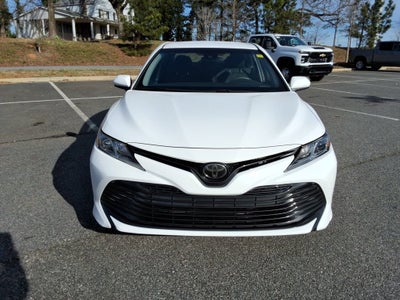 2018 Toyota Camry SE