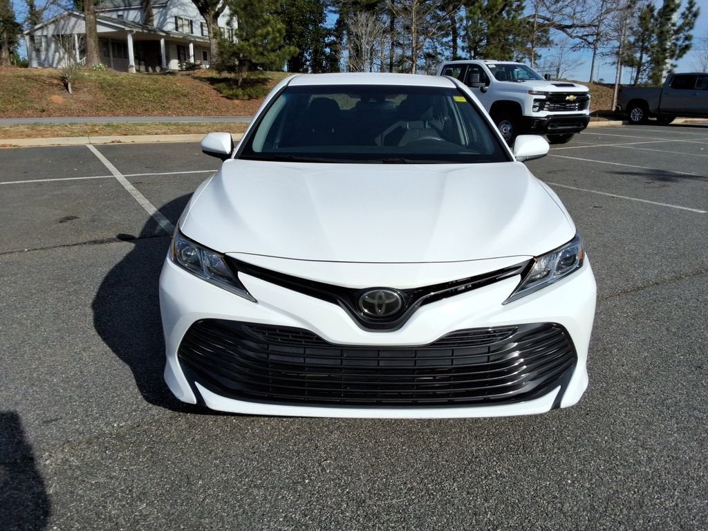 2018 Toyota Camry SE
