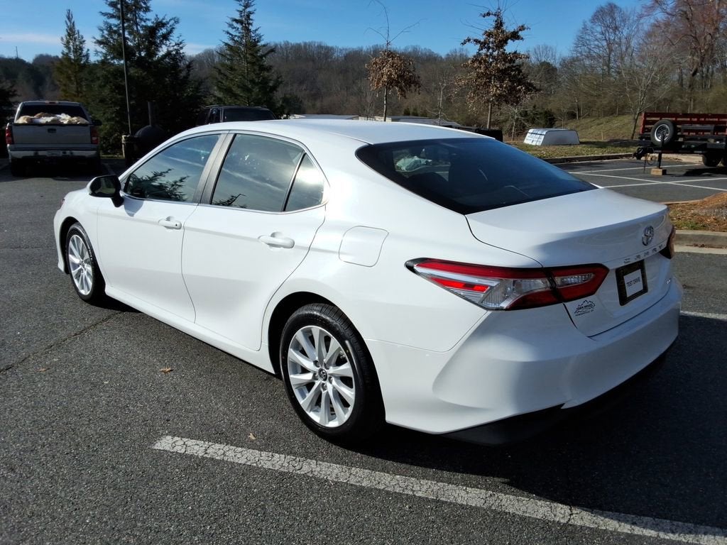 2018 Toyota Camry SE