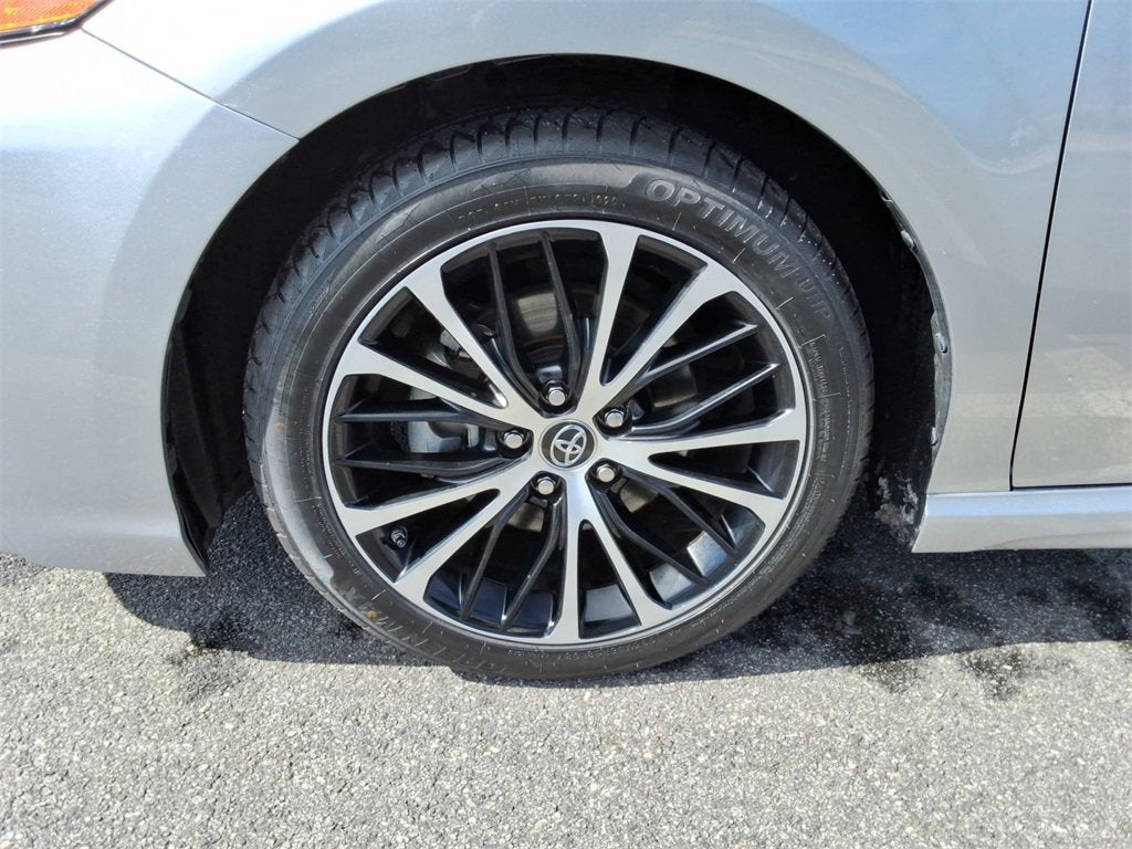 2019 Toyota Camry SE