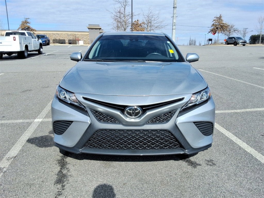 2019 Toyota Camry SE