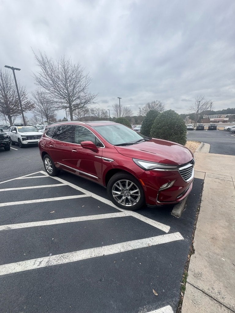 2024 Buick Enclave Essence