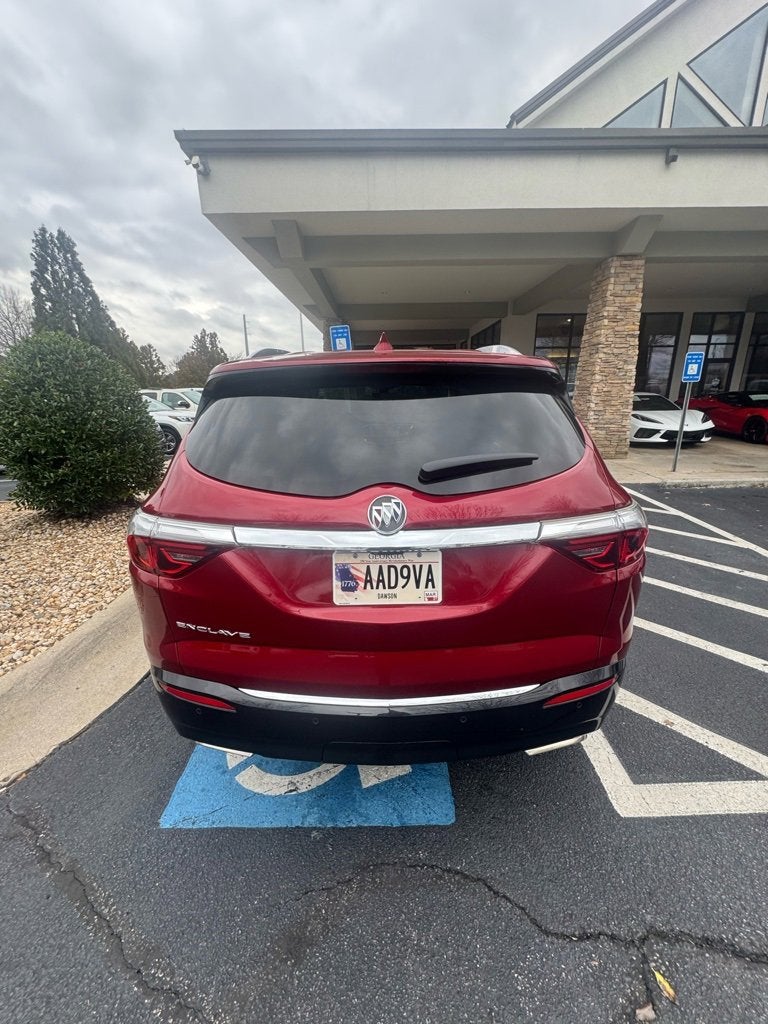 2024 Buick Enclave Essence