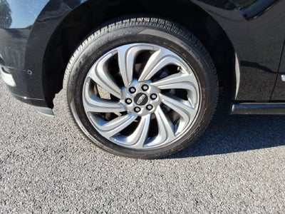 2023 Lincoln Navigator L Reserve