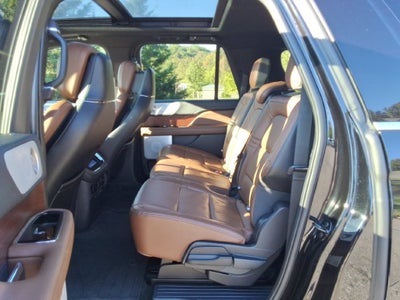 2023 Lincoln Navigator L Reserve