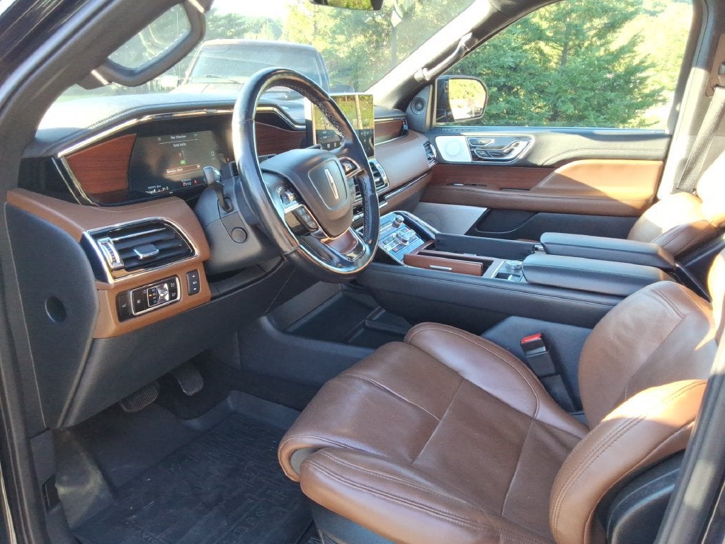 2023 Lincoln Navigator L Reserve