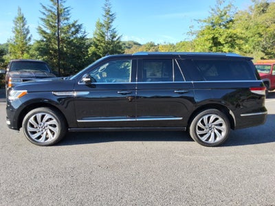 2023 Lincoln Navigator L Reserve