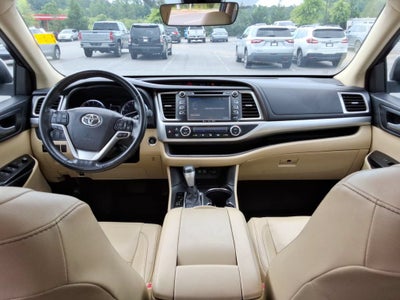 2017 Toyota Highlander XLE