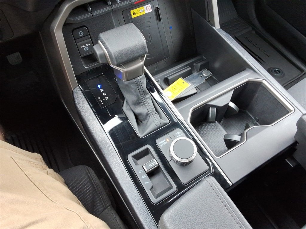 2025 Toyota Tundra SR5