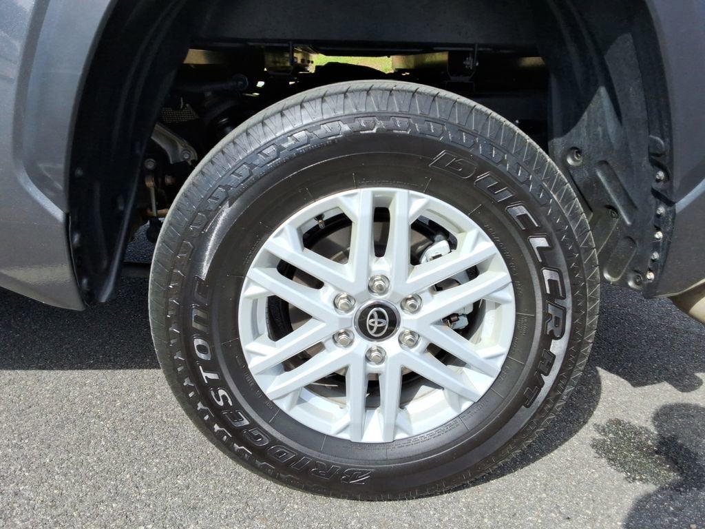 2025 Toyota Tundra SR5