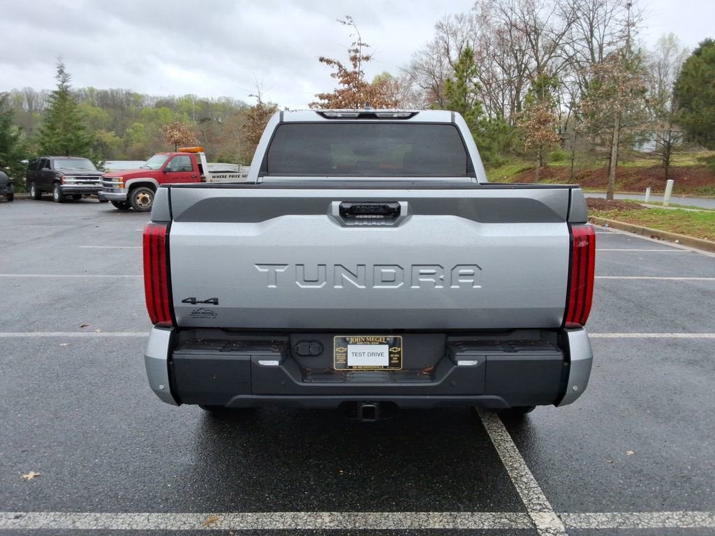 2024 Toyota Tundra Hybrid Platinum 4WD