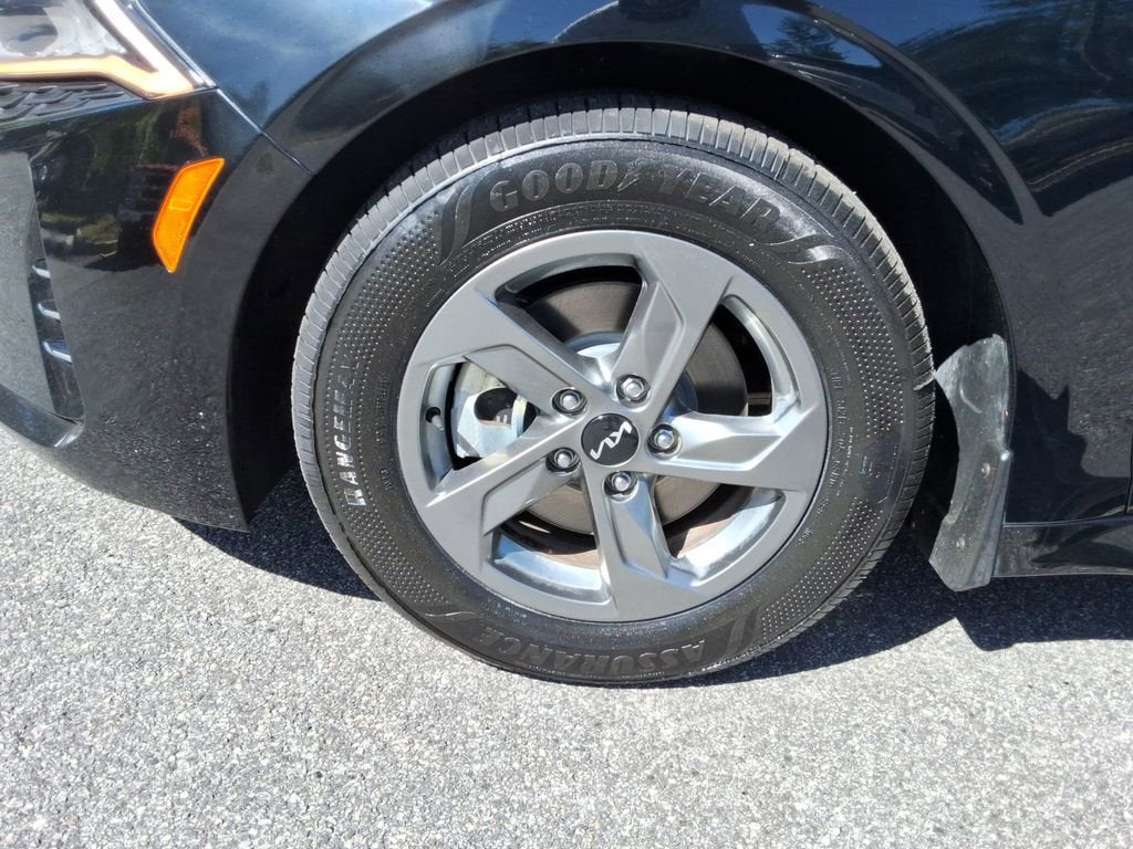 2022 Kia K5 LXS