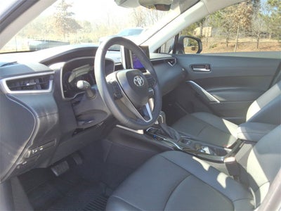 2025 Toyota Corolla Cross XLE