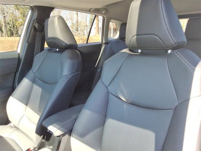 2025 Toyota Corolla Cross XLE