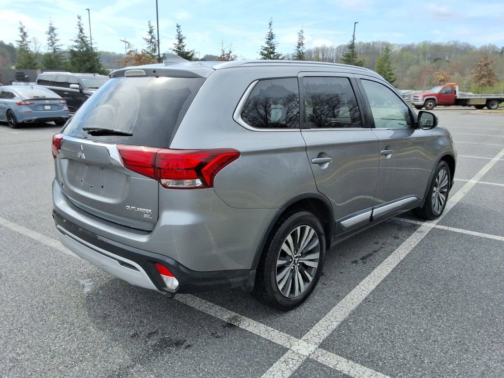 2019 Mitsubishi Outlander SEL