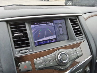 2012 INFINITI QX56 7-passenger