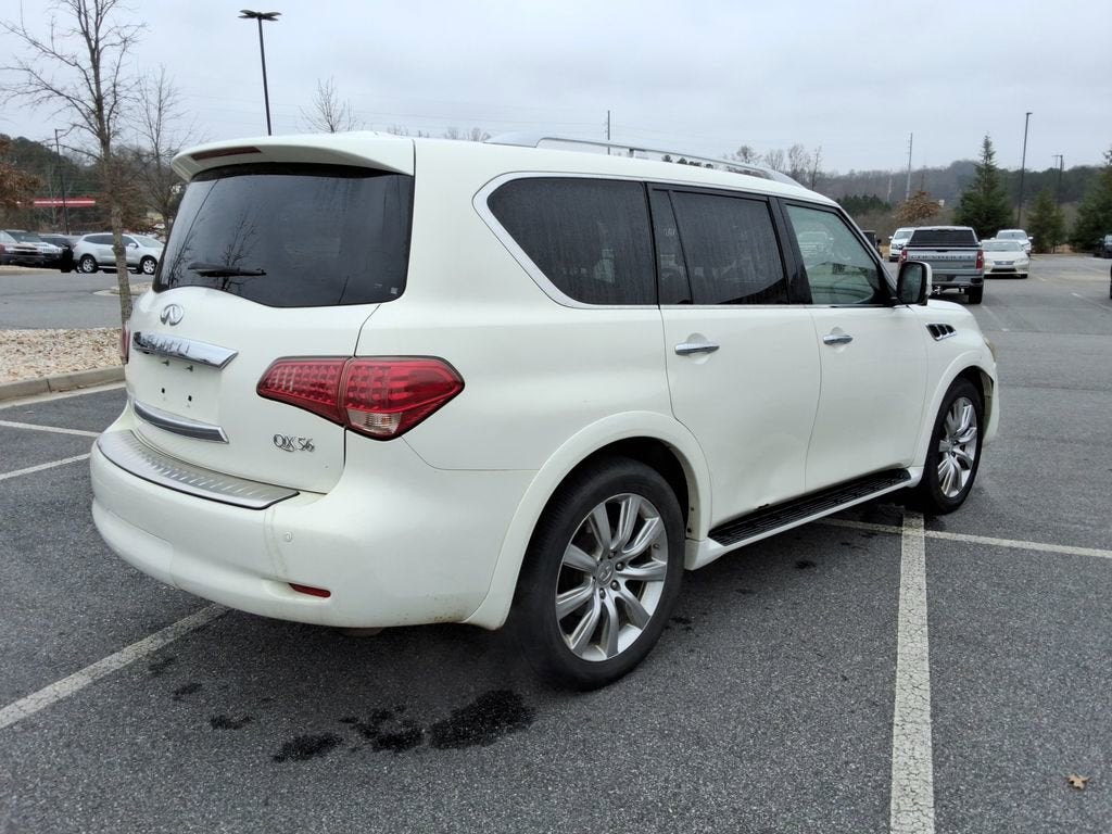 2012 INFINITI QX56 7-passenger