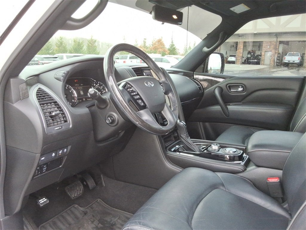 2020 INFINITI QX80 LUXE