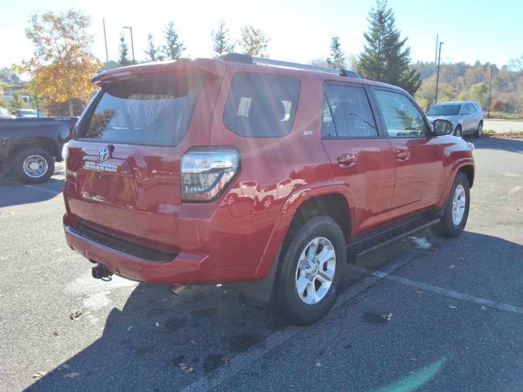 2024 Toyota 4Runner SR5