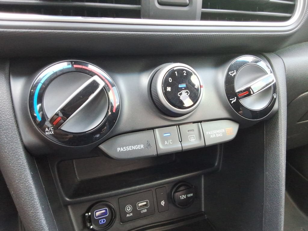 2021 Hyundai Kona SEL Plus