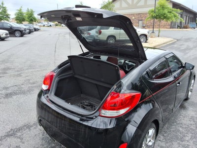 2012 Hyundai Veloster w/Red Int