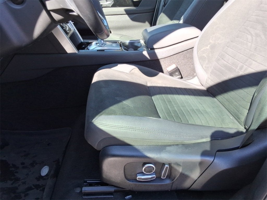 2022 Land Rover Discovery Sport SE