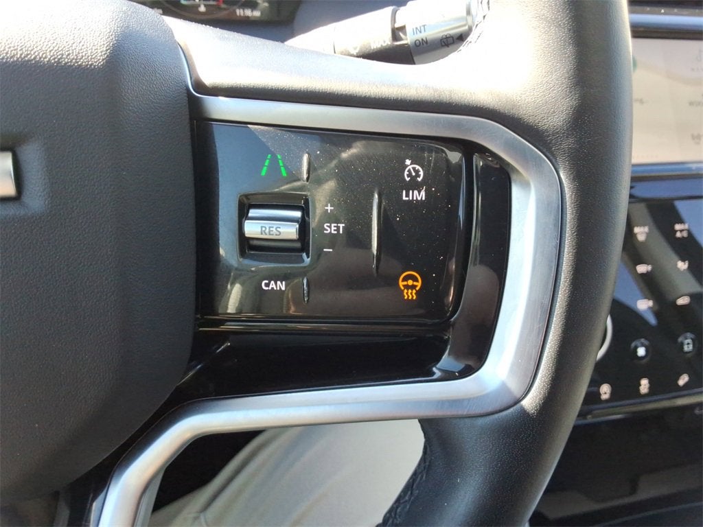 2022 Land Rover Discovery Sport SE