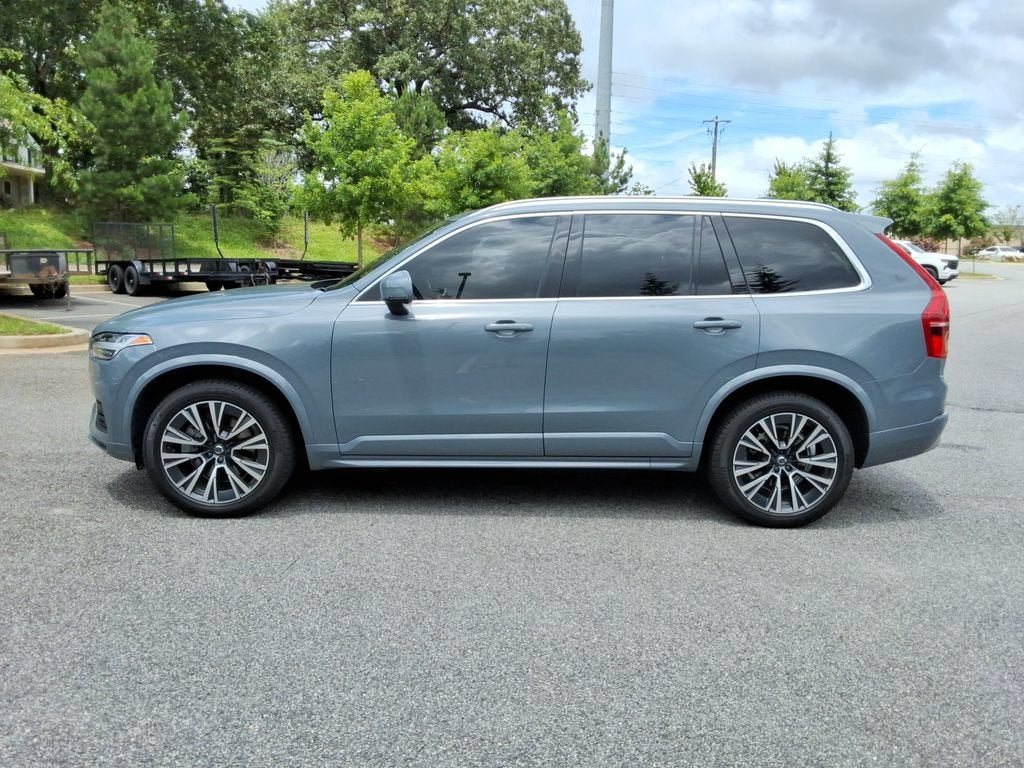 2022 Volvo XC90 T5 Momentum 7 Passenger