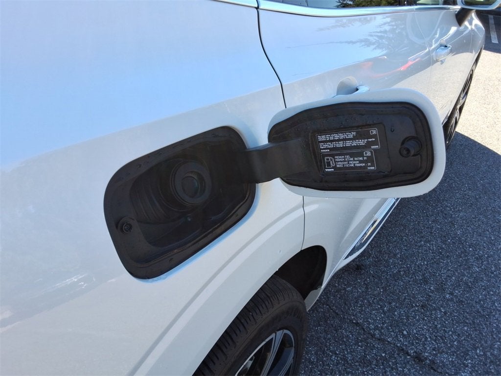 2021 Volvo XC60 Recharge Plug-In Hybrid T8 Inscription