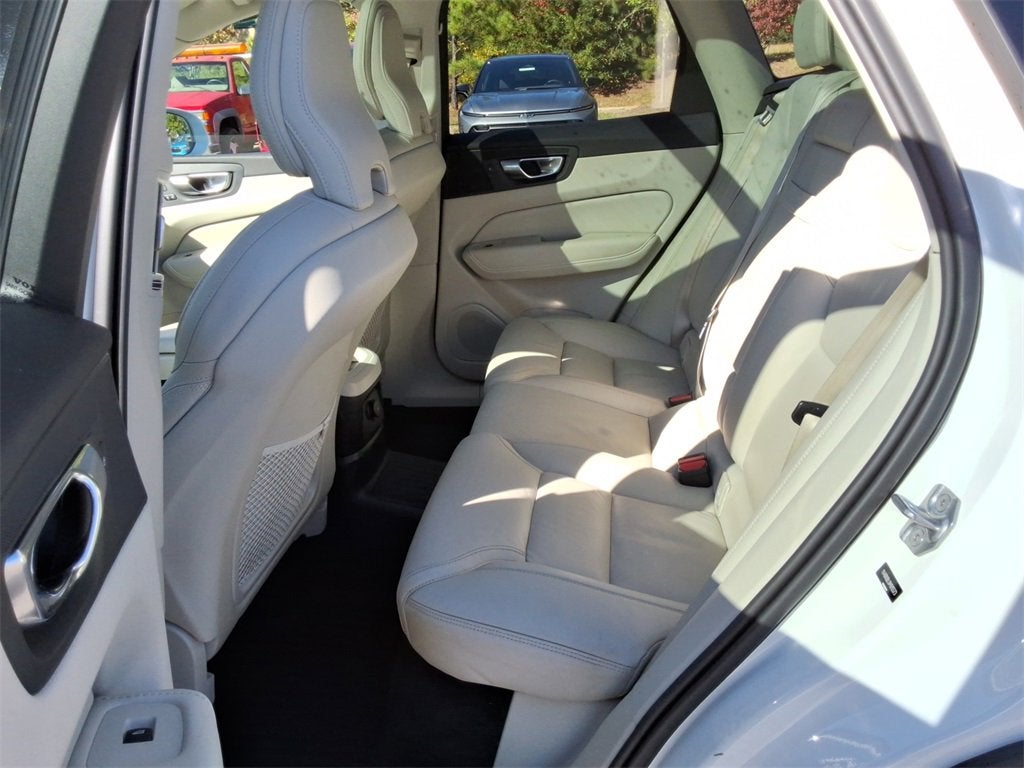 2021 Volvo XC60 Recharge Plug-In Hybrid T8 Inscription