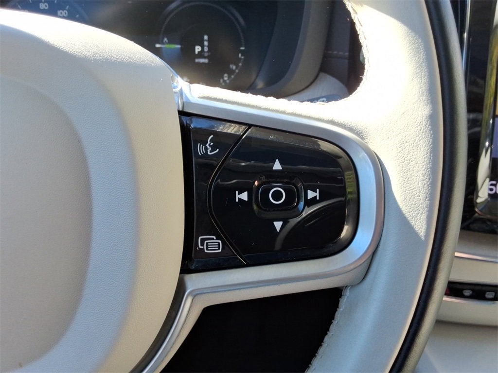 2021 Volvo XC60 Recharge Plug-In Hybrid T8 Inscription