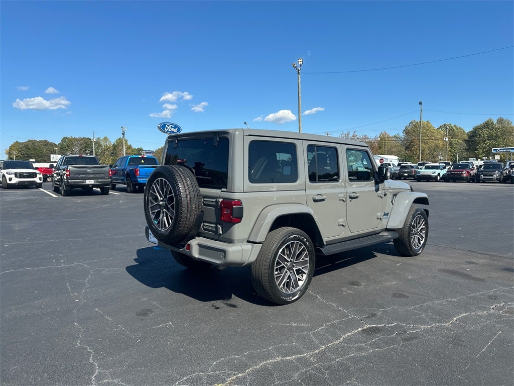 2022 Jeep Wrangler Unlimited Sahara High Altitude 4xe