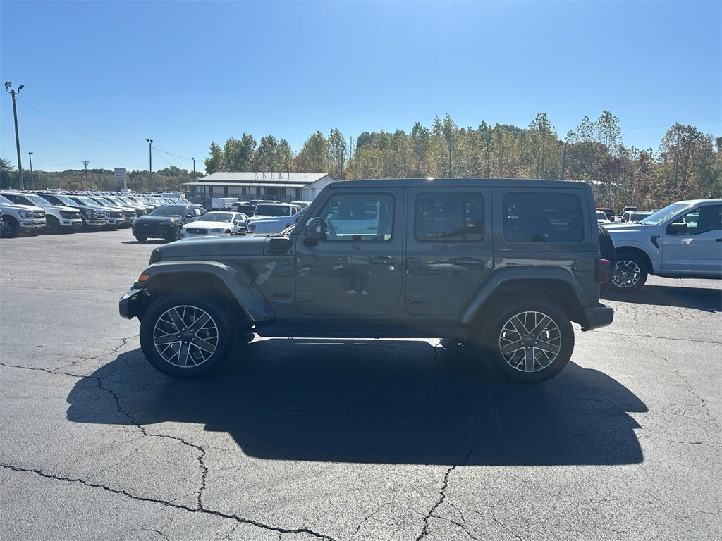 2022 Jeep Wrangler Unlimited Sahara High Altitude 4xe