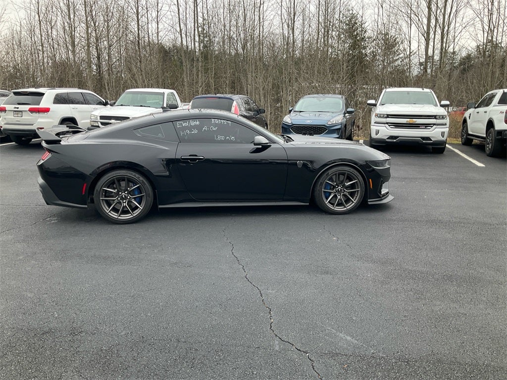 2025 Ford Mustang Dark Horse