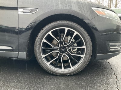 2018 Ford Taurus SEL