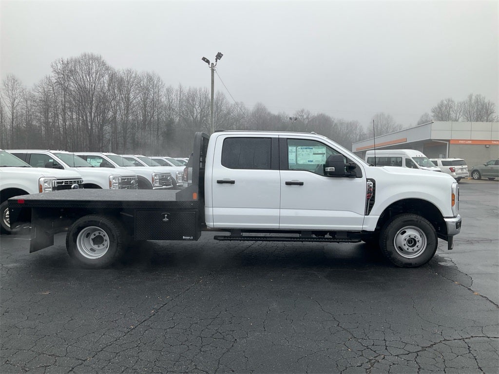 2026 Ford F-350SD XL DRW Flatbed