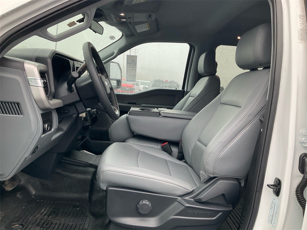 2026 Ford F-350SD XL DRW- Service Body w/Master Locks