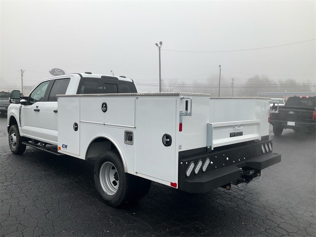 2026 Ford F-350SD XL DRW Service Body w/Master Locks