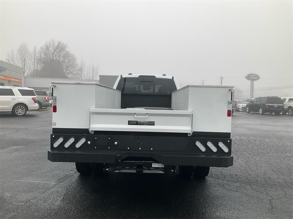 2025 Ford F-450SD XL DRW- Service Body w/Master Locks