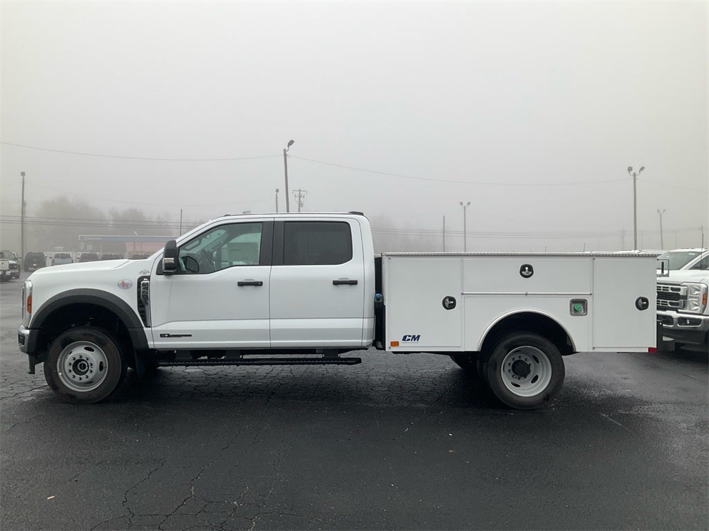 2025 Ford F-450SD XL DRW- Service Body w/Master Locks