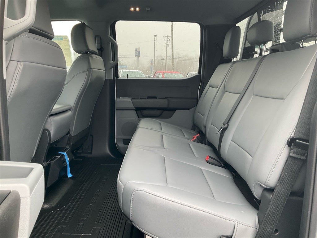 2025 Ford F-450SD XL Flatbed DRW