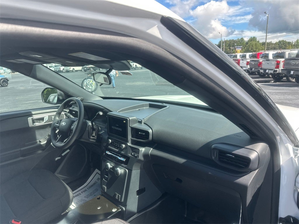 2025 Ford Utility Police Interceptor Base