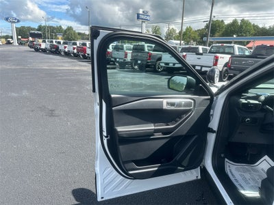 2025 Ford Utility Police Interceptor Base