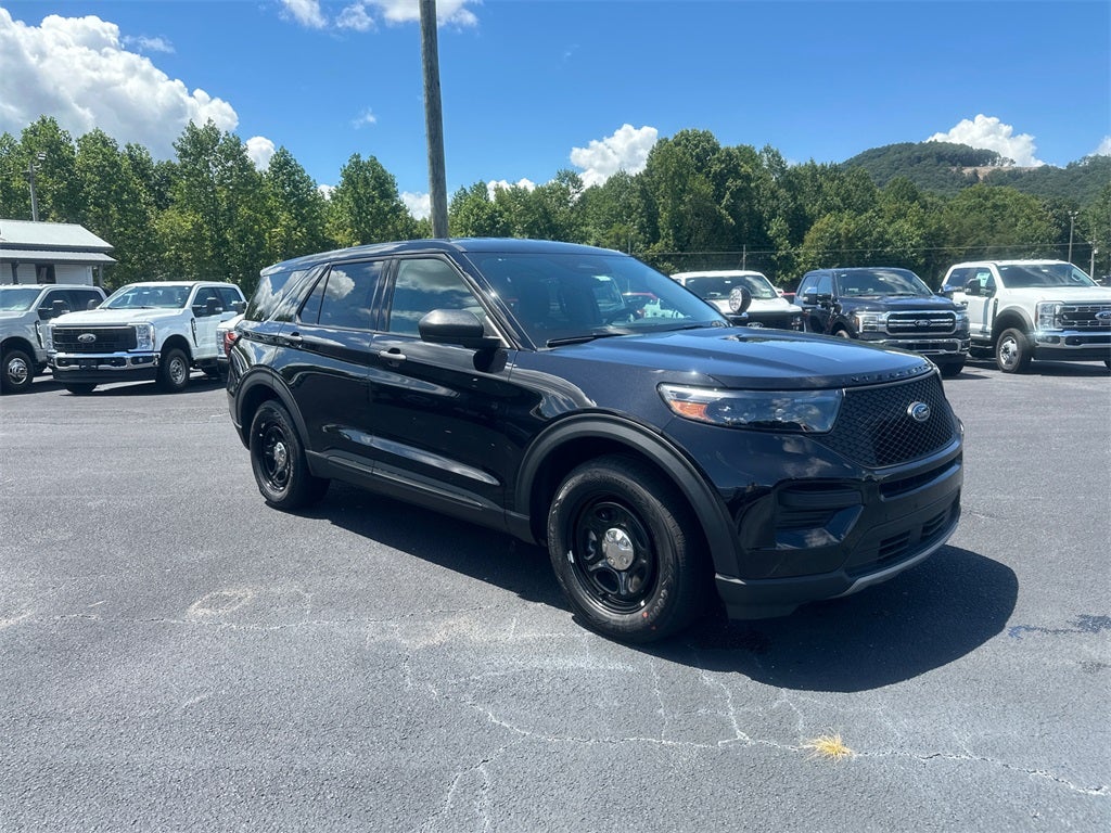 2025 Ford Utility Police Interceptor Base