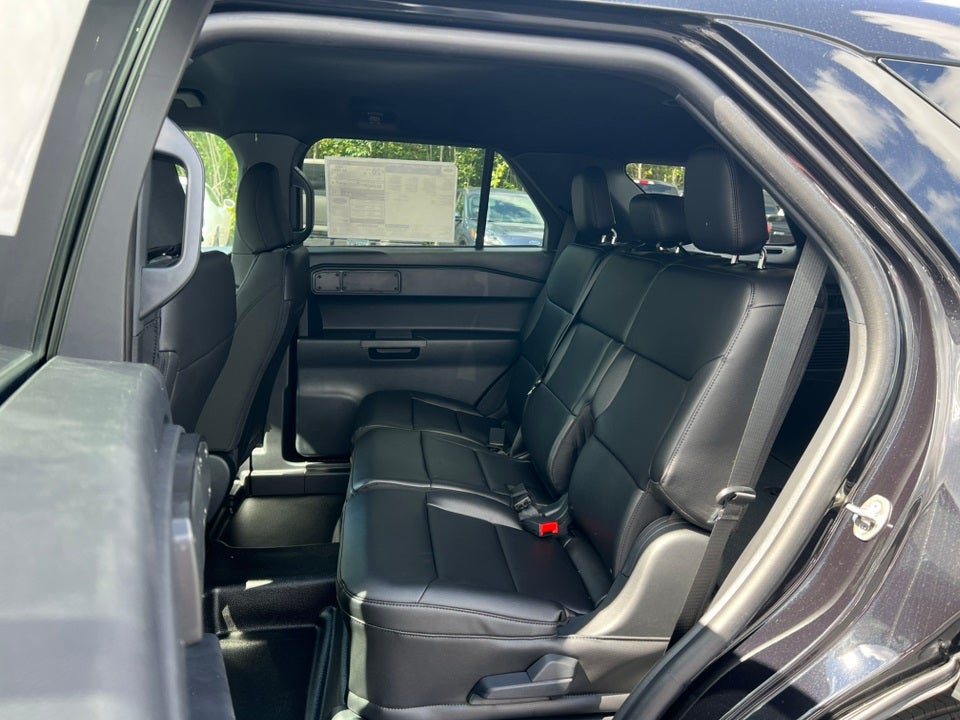 2025 Ford Utility Police Interceptor Base