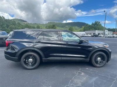 2025 Ford Utility Police Interceptor Base