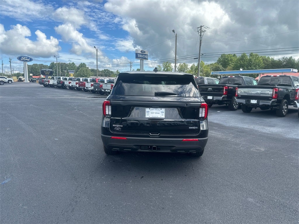 2025 Ford Utility Police Interceptor Base